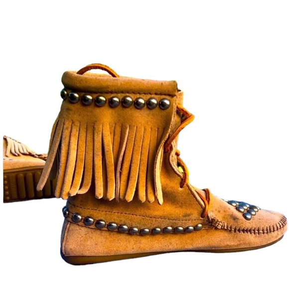 OOAK Y2K Bess Studded Fringed Minnetonka moccasins - Picture 10 of 14